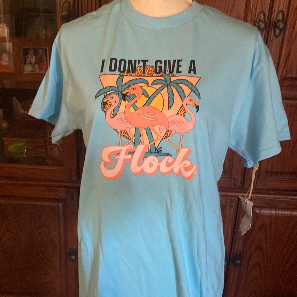 NWT women tshirt